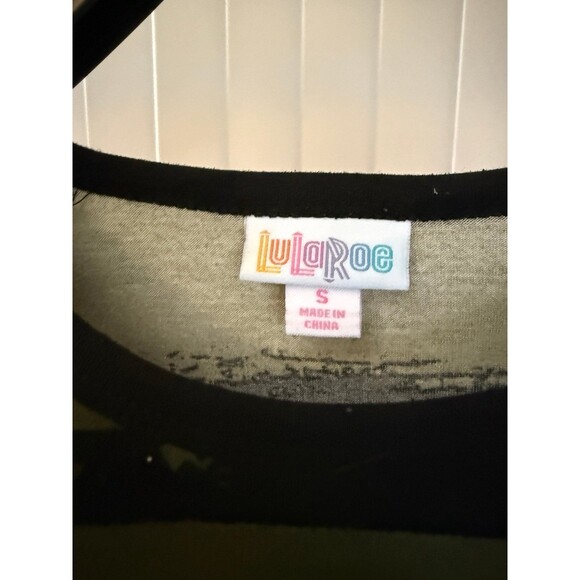 Women’s LulaRoe  Black/ Olive  Randy Knit Top 3/4 Sleeve Size Small - Picture 3 of 5